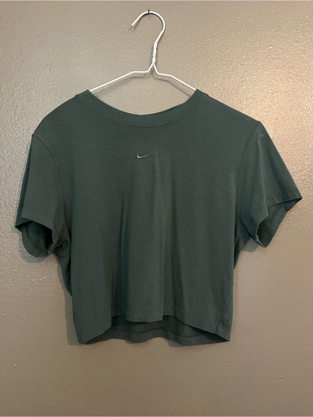 Nike Women's Forest Green Cropped Tee
